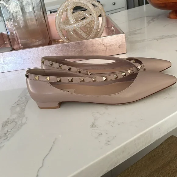 Valentino Women's Studded Beige Pumps - Picture 5 of 5
